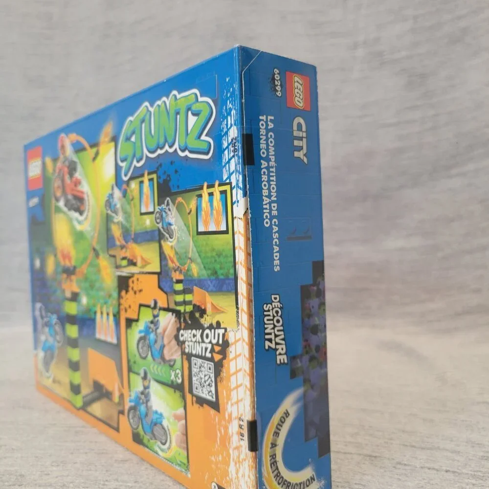 LEGO City Stuntz Stunt Competition 60299